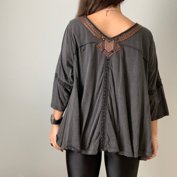 Beaded Flowy Top - Picture 2 of 10